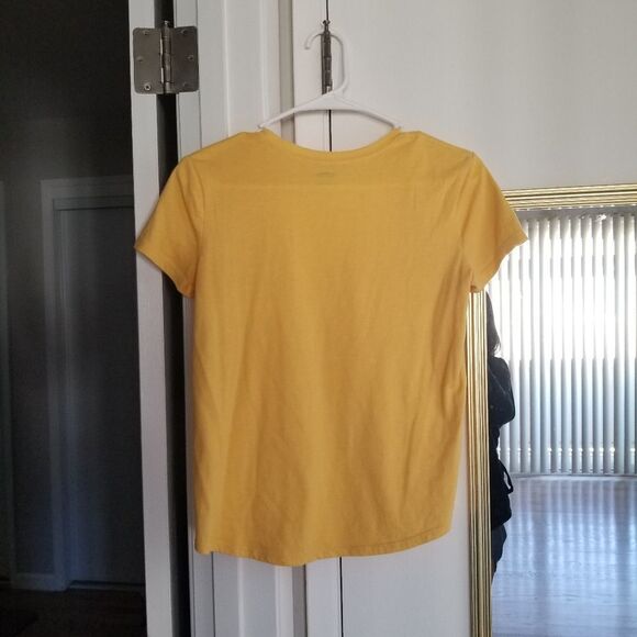 Old Navy Short Sleeve - Picture 4 of 5